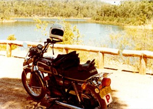 82jan_yamaha_rd250_serpentine_dam_wa 1982 January - at Serpentine Dam, Jarrahdale, Perth, W.A.