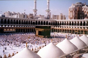 20000401_masjidil_haram Sat April 01, 2000 (26 Dzulhijjah 1420). Masjid Al-Haram in Makkah, 5 days before we left for home in Malaysia.