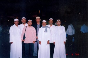 20000406_jeddah_airport_2 April 06, 2000 (1 Muharram 1420). The gentlemen at Hajj Terminall, Jeddah Airport, waiting for immigration formalities before we departed for home in Malaysia.