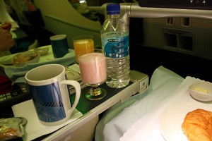 IMG_7809-breakfast_en Yoghurt drink, black tea and mineral water to go with breakfast