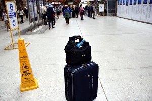 IMG_7864_sydney_train_station_en My luggage at Sydney Central (Train) Station